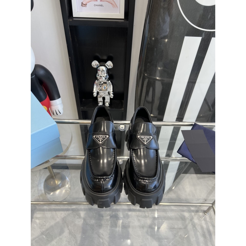 Pra*a boots
